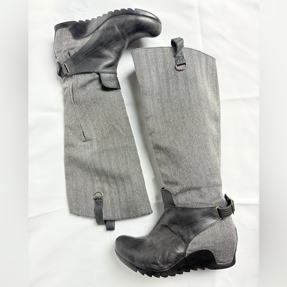 Puma Balmoral Herringbone And Leather Boots Women's Size 7